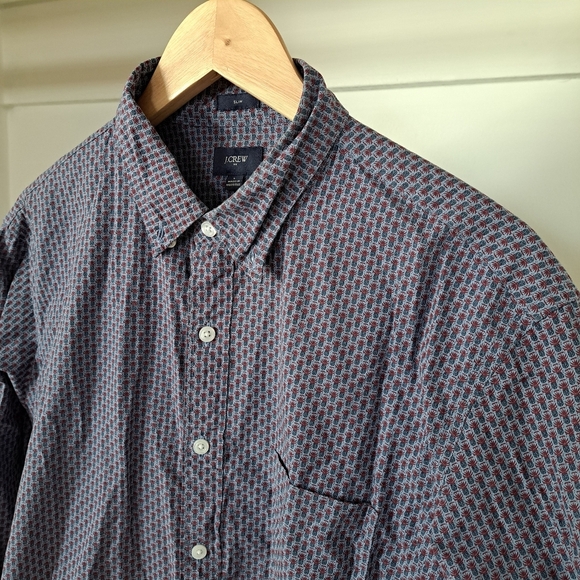 J crew | Blue and red pineapple print dress shirt slim fit - Picture 8 of 11